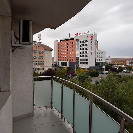 Skyline Rooftop Condos Oradea Bagian luar foto