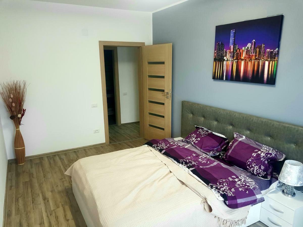 Skyline Rooftop Condos Oradea Bagian luar foto
